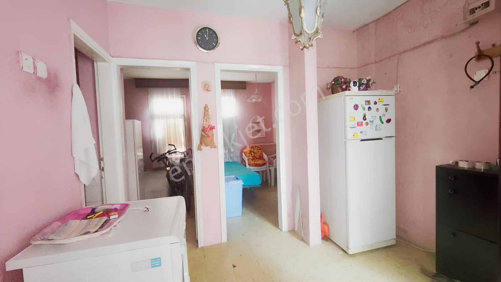 Kaya Emlak-şarköy Sarıcapaşa Cad. Denize Sıfır 2+1 Satılık Daire — fotoğraf 5