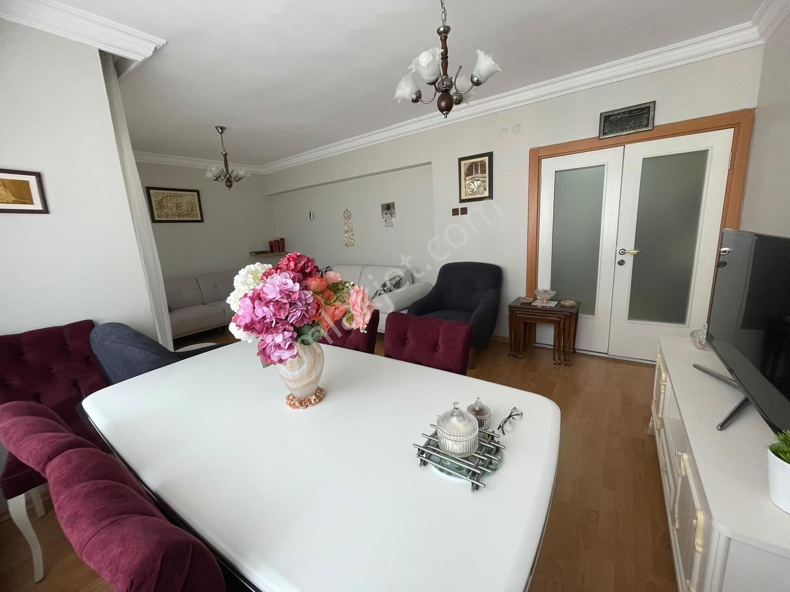 Turtaş Sitesi'nde 7.katta 3+1 Panoramik Manzaralı Satılık Daire — fotoğraf 4