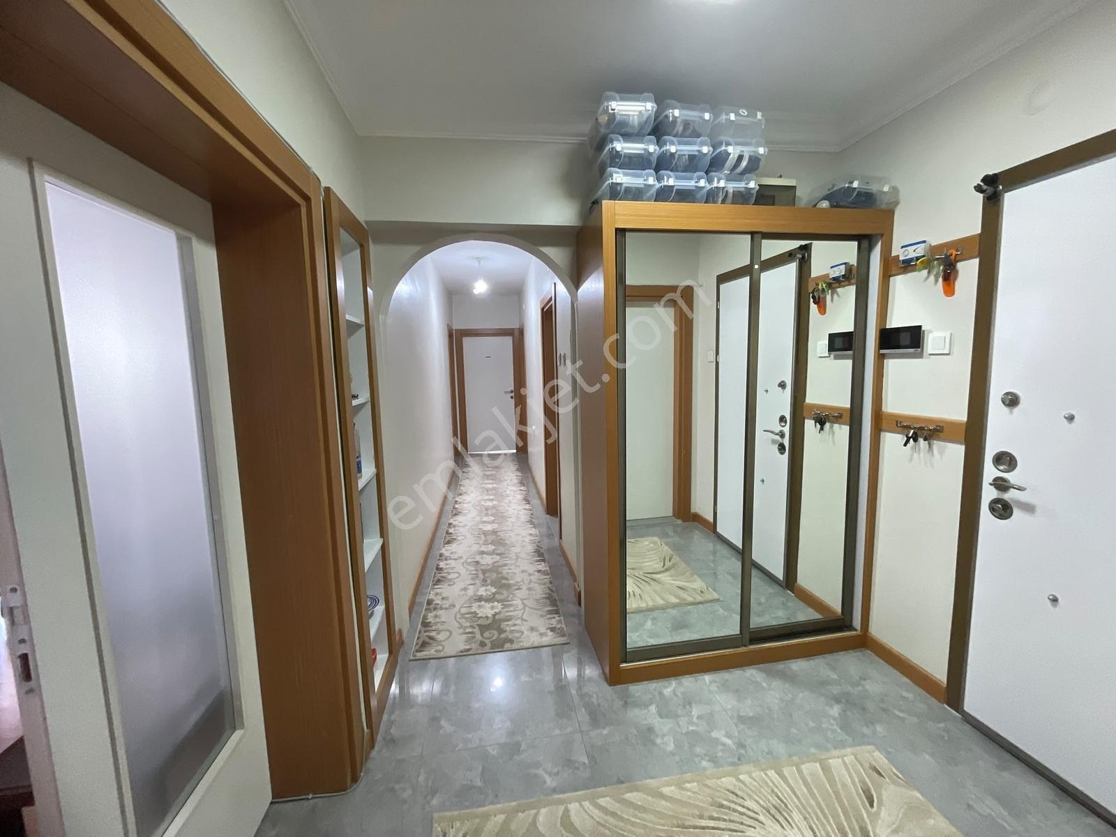 Turtaş Sitesi'nde 7.katta 3+1 Panoramik Manzaralı Satılık Daire — fotoğraf 11