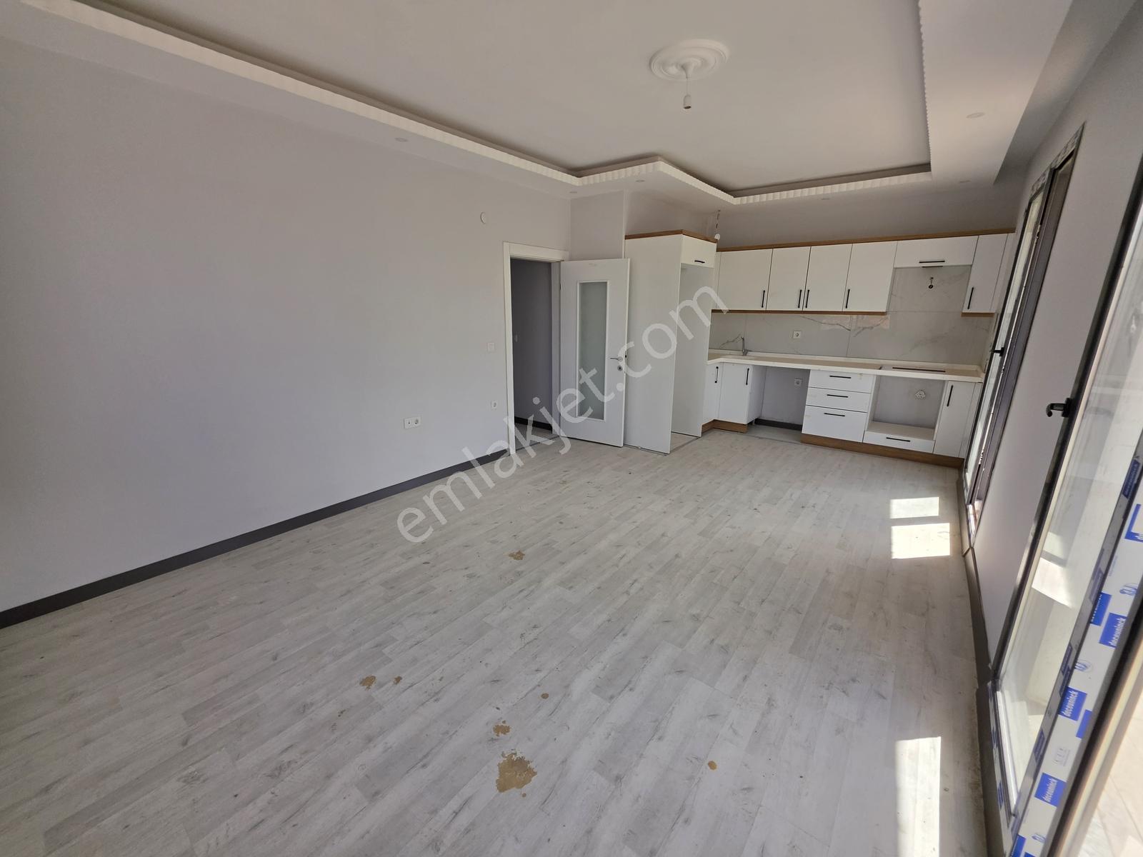 Tayla'dan Gömeç Kemalpaşa'da Satılık Sıfır 1+1 Balkonlu Daire — fotoğraf 9
