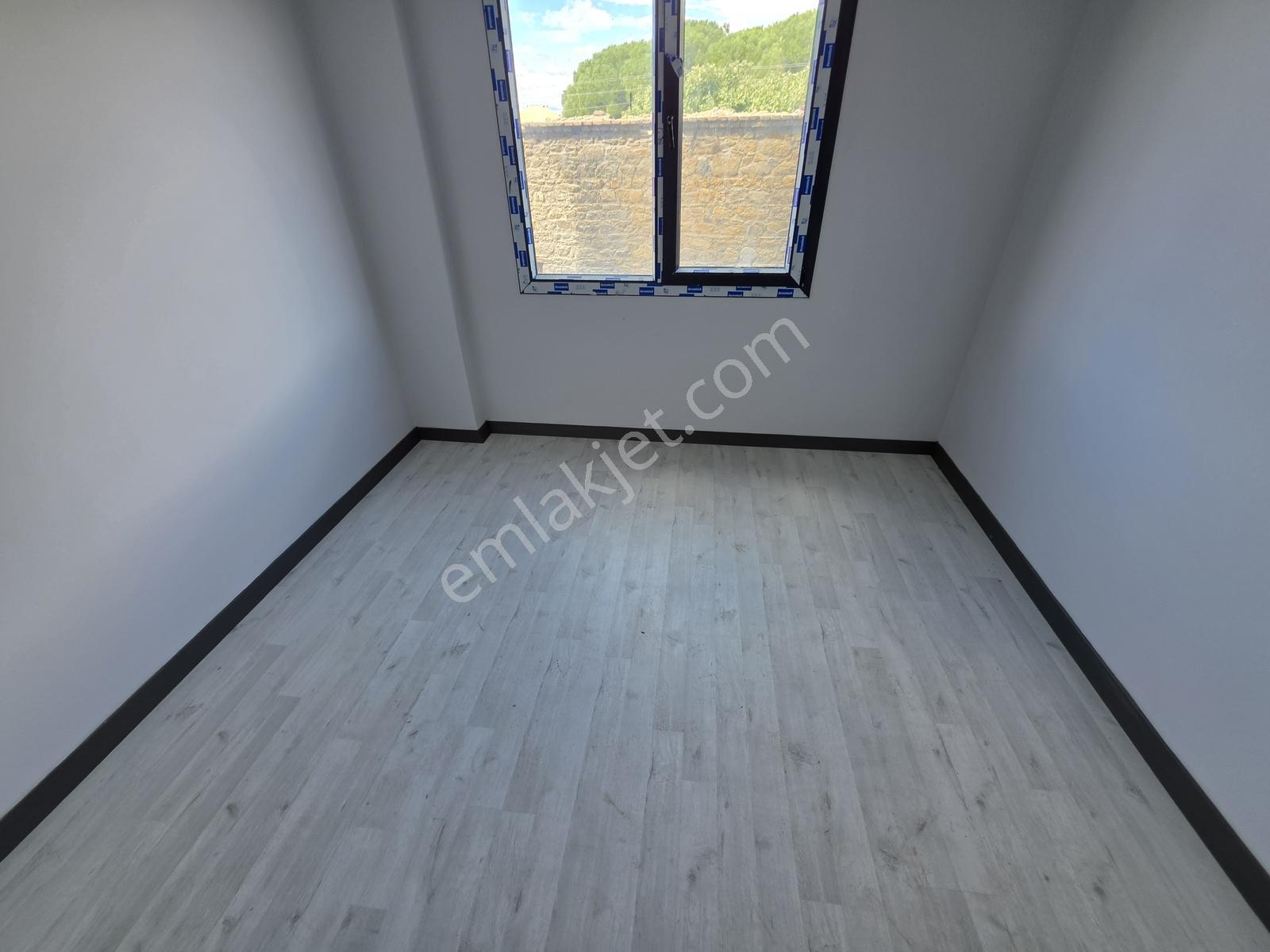 Tayla'dan Gömeç Kemalpaşa'da Satılık Sıfır 1+1 Balkonlu Daire — fotoğraf 22