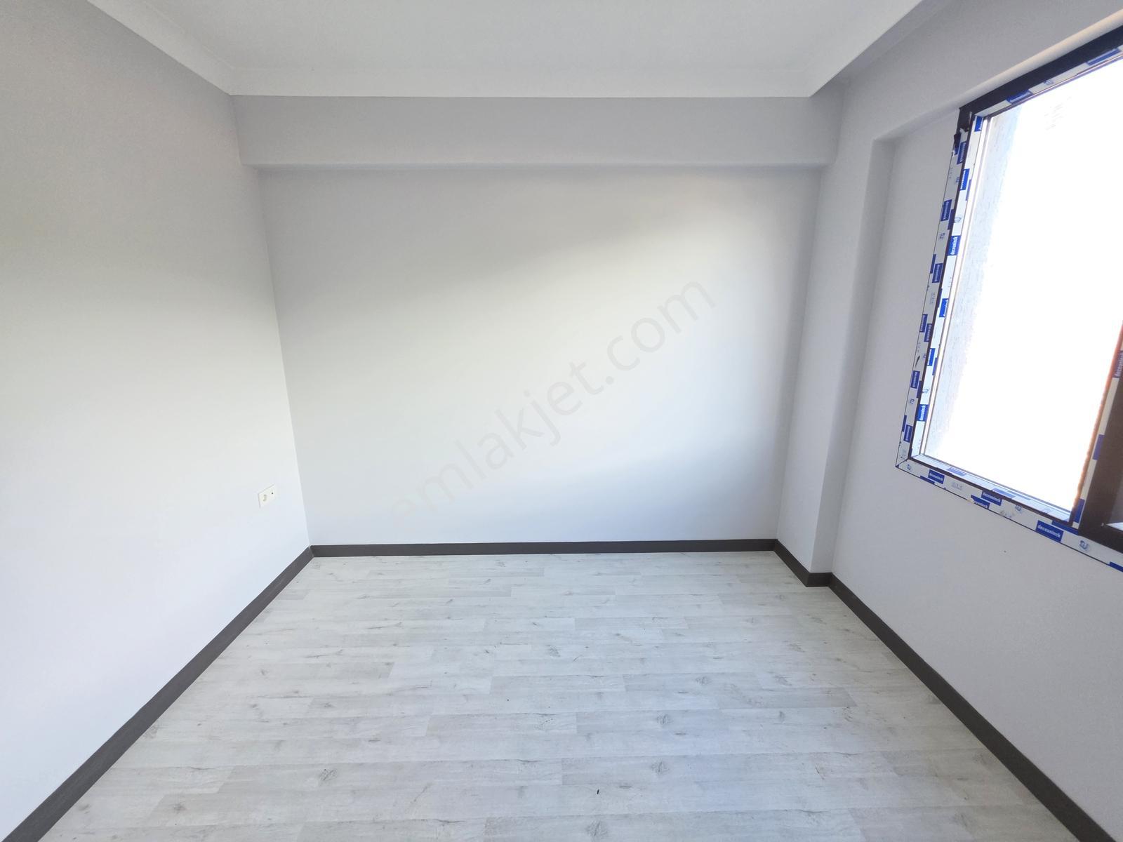 Tayla'dan Gömeç Kemalpaşa'da Satılık Sıfır 1+1 Balkonlu Daire — fotoğraf 29