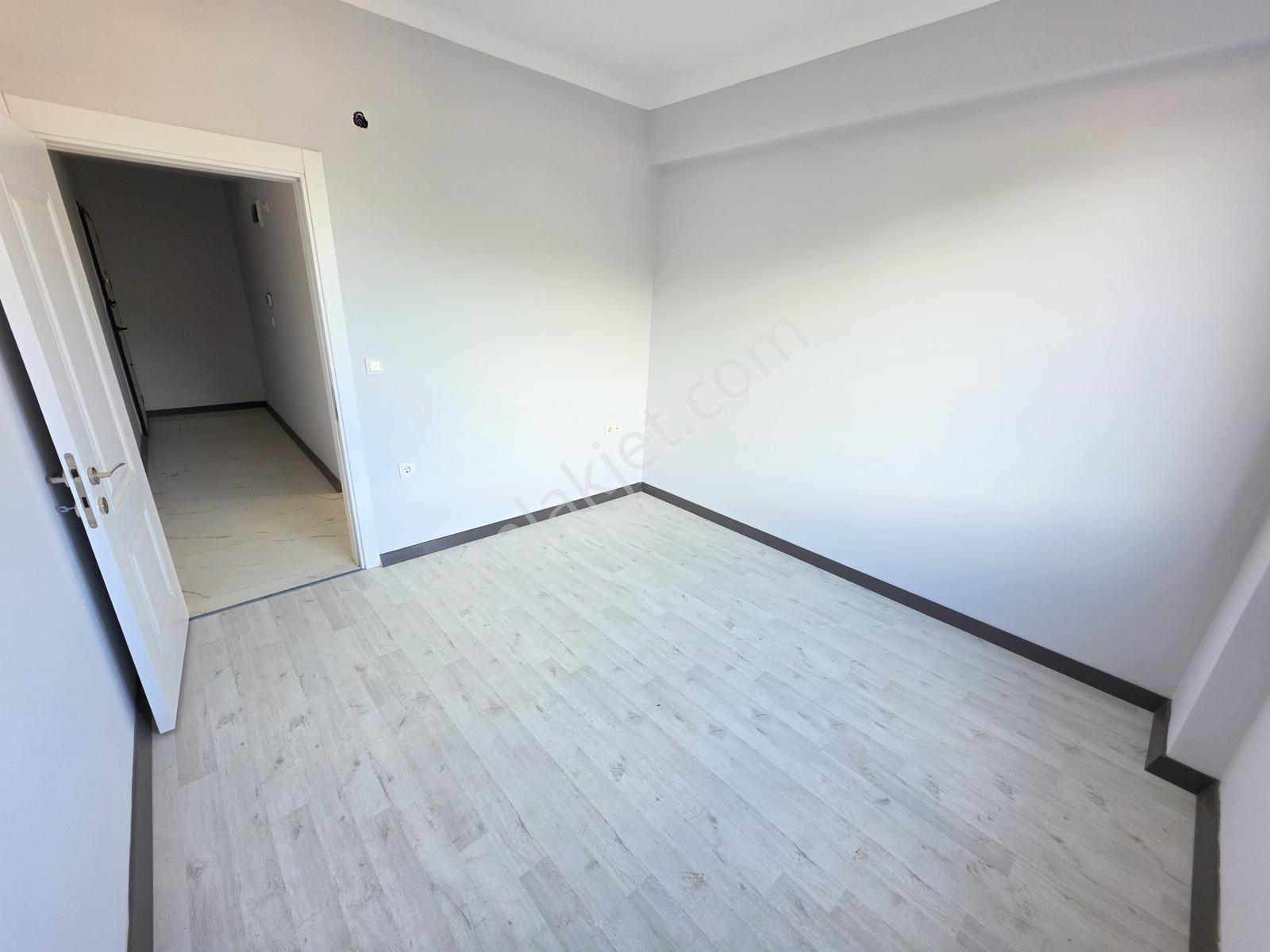 Tayla'dan Gömeç Kemalpaşa'da Satılık Sıfır 1+1 Balkonlu Daire — fotoğraf 30