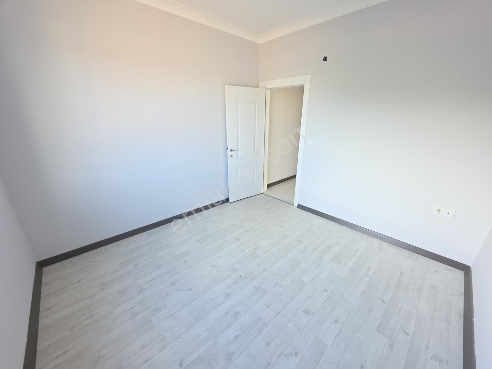 Tayla'dan Gömeç Kemalpaşa'da Satılık Sıfır 1+1 Balkonlu Daire — fotoğraf 31