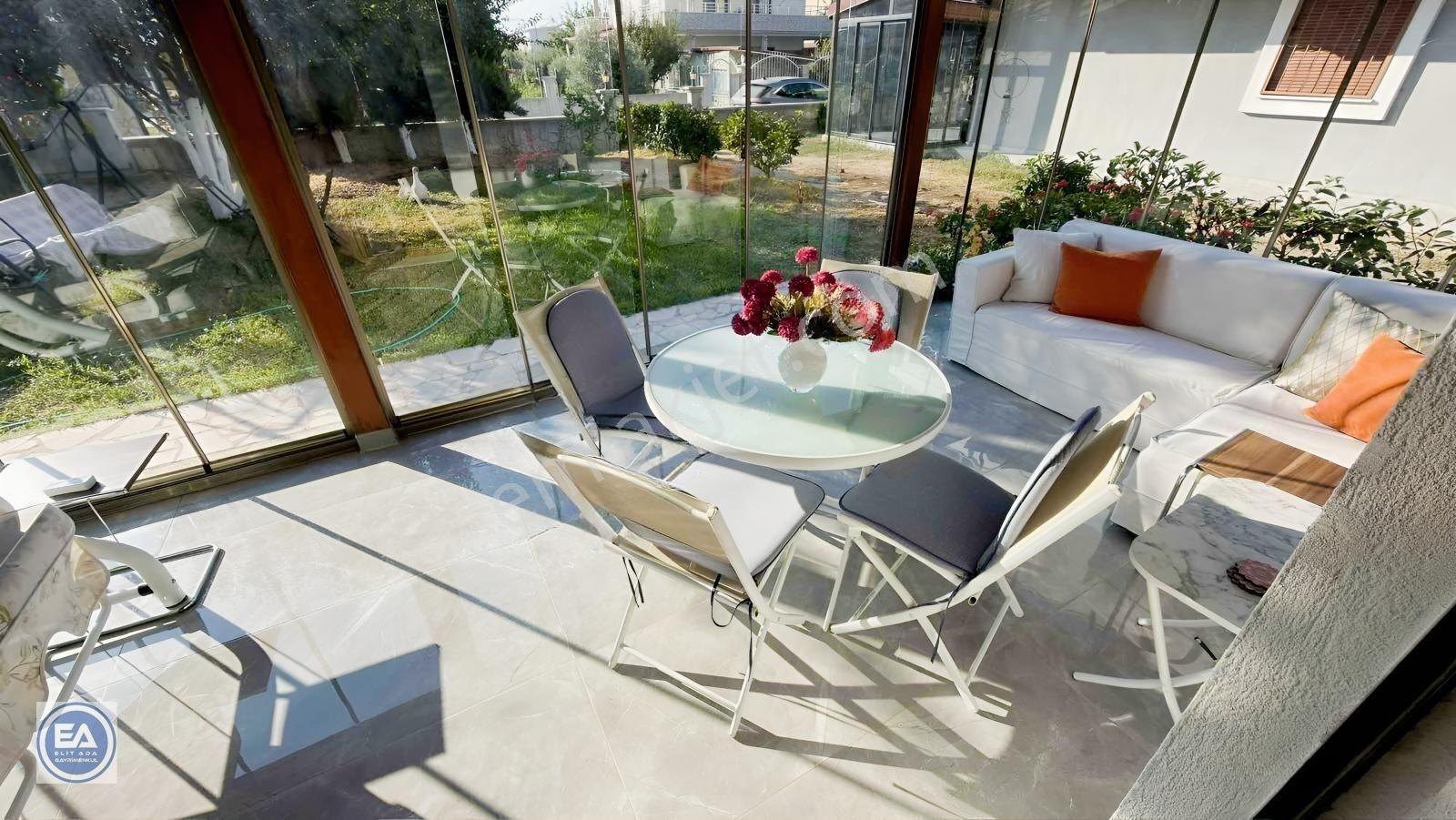 Kuşadası Davutlar'da Tek Müstakil Satılık Havuzlu Villa — fotoğraf 6
