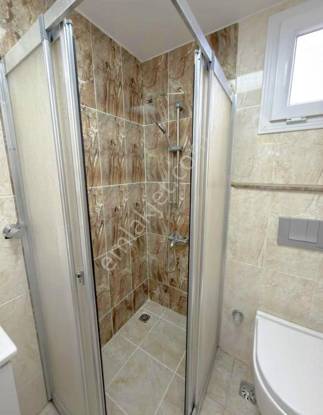 100.yıl Kriminal Civarı 2+1 Açık Az Katlı+kombili+ankastreli+cam Balkon+park Manzaralı Satılık Daire — fotoğraf 21