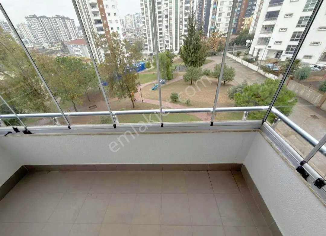 100.yıl Kriminal Civarı 2+1 Açık Az Katlı+kombili+ankastreli+cam Balkon+park Manzaralı Satılık Daire — fotoğraf 22