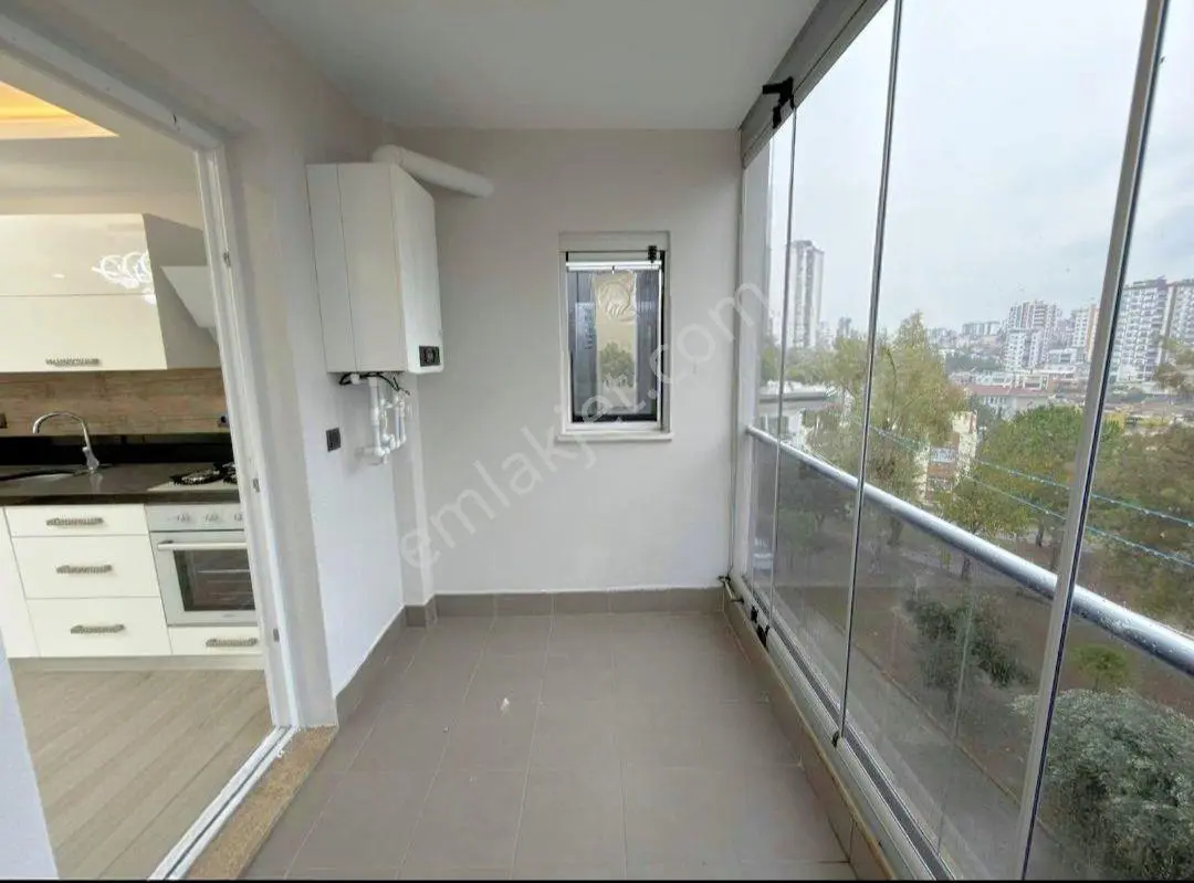 100.yıl Kriminal Civarı 2+1 Açık Az Katlı+kombili+ankastreli+cam Balkon+park Manzaralı Satılık Daire — fotoğraf 23