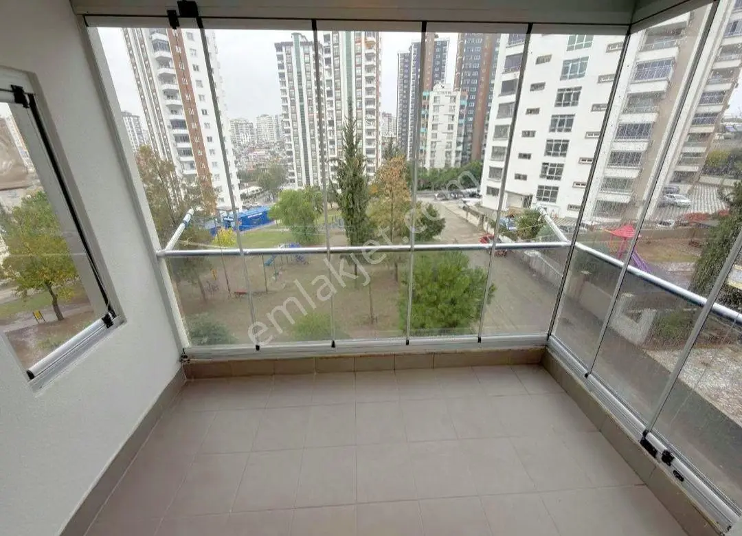 100.yıl Kriminal Civarı 2+1 Açık Az Katlı+kombili+ankastreli+cam Balkon+park Manzaralı Satılık Daire — fotoğraf 24