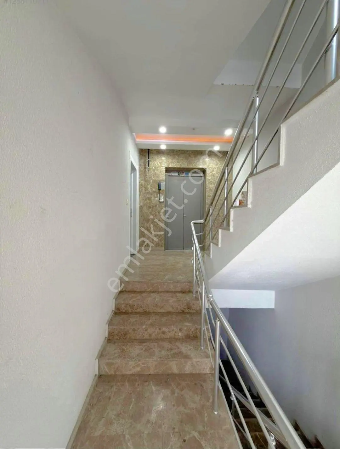 100.yıl Kriminal Civarı 2+1 Açık Az Katlı+kombili+ankastreli+cam Balkon+park Manzaralı Satılık Daire — fotoğraf 27