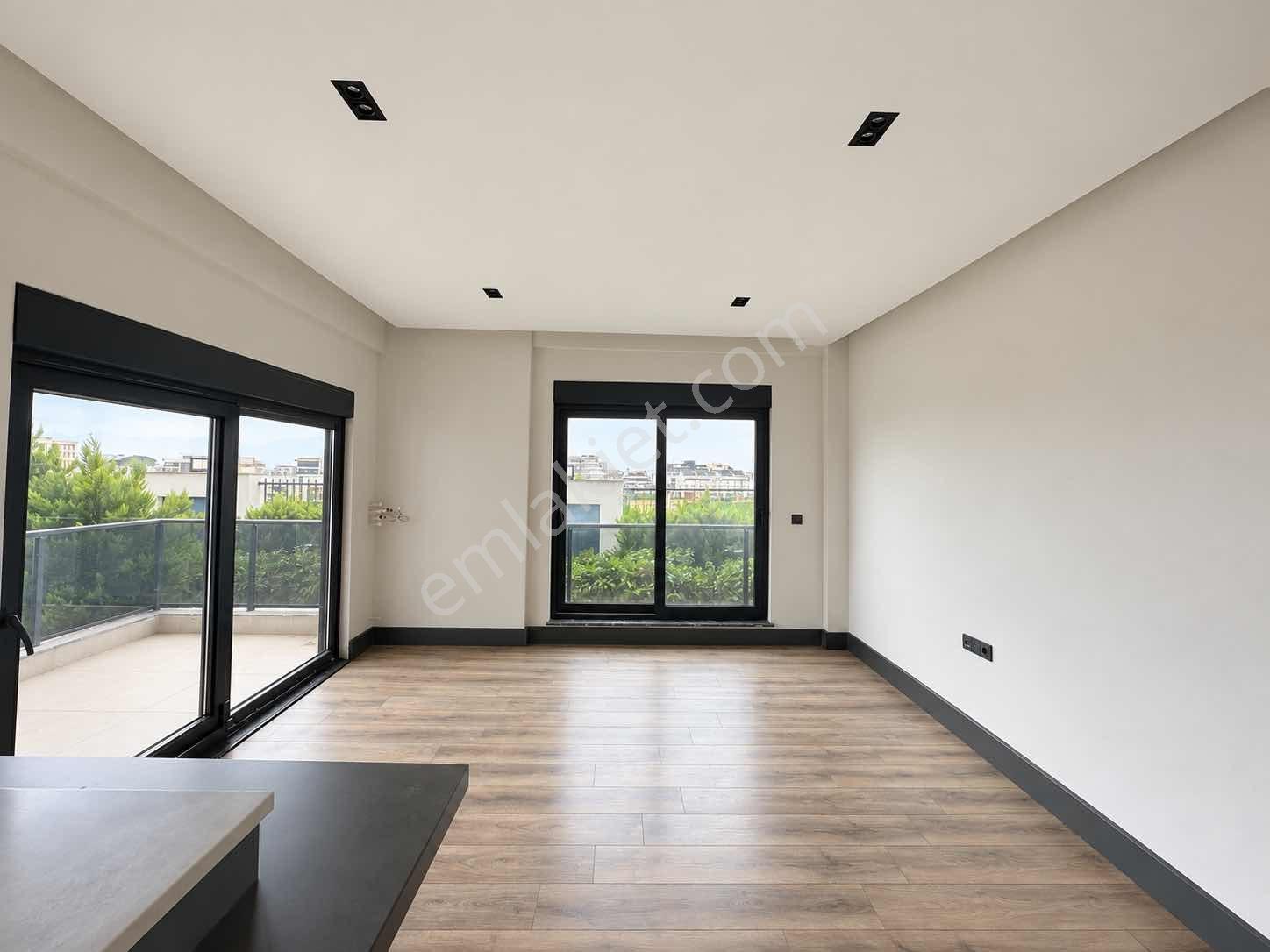 Bahçe Kullanımlı Satılık 2+1 Daire — fotoğraf 8