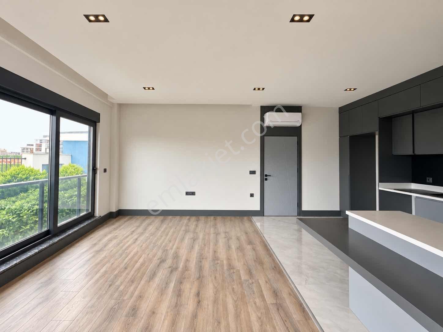 Bahçe Kullanımlı Satılık 2+1 Daire — fotoğraf 9