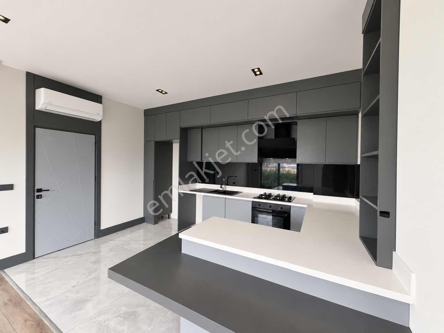 Bahçe Kullanımlı Satılık 2+1 Daire — fotoğraf 12