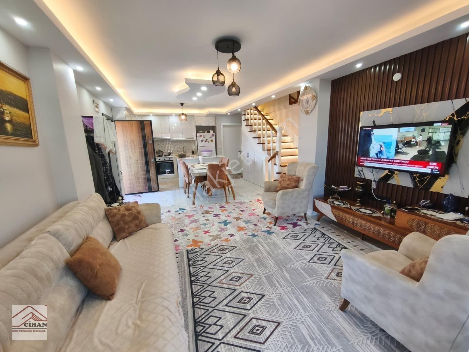 Şarköyde Deniz Manzaralı | Denize 350m Triplex Kupon Villa!!! — fotoğraf 11