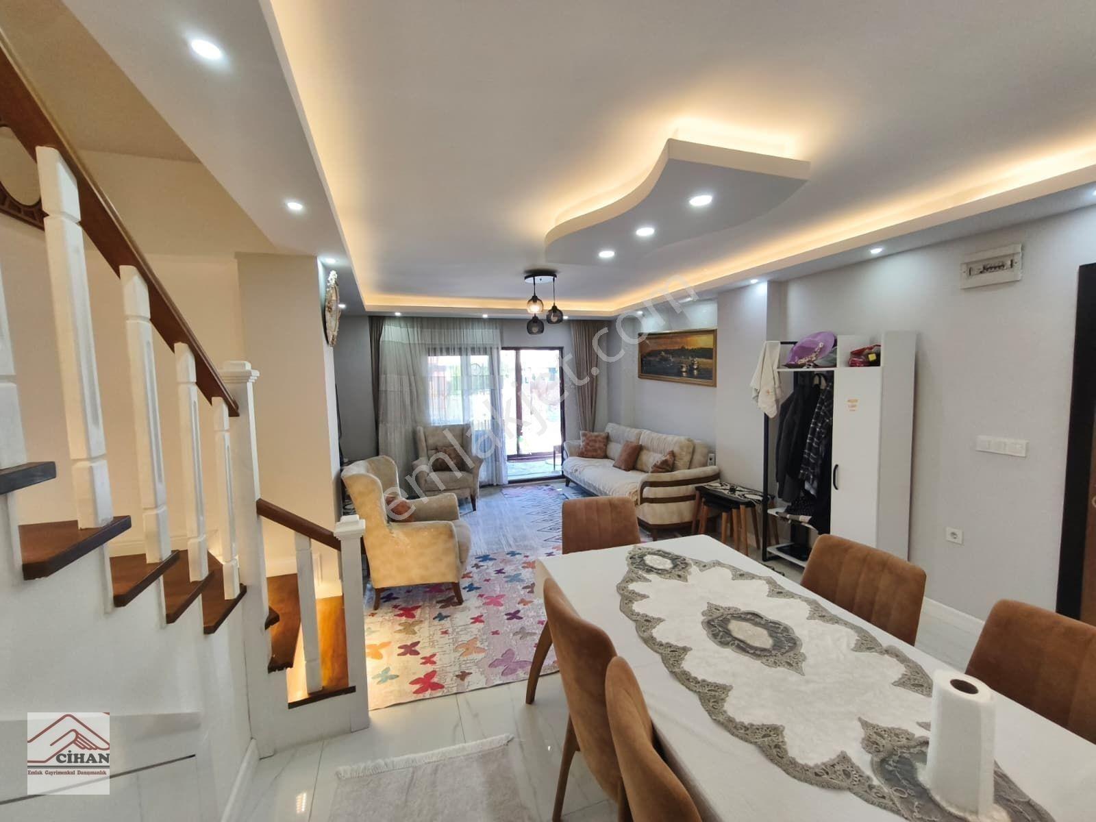 Şarköyde Deniz Manzaralı | Denize 350m Triplex Kupon Villa!!! — fotoğraf 15