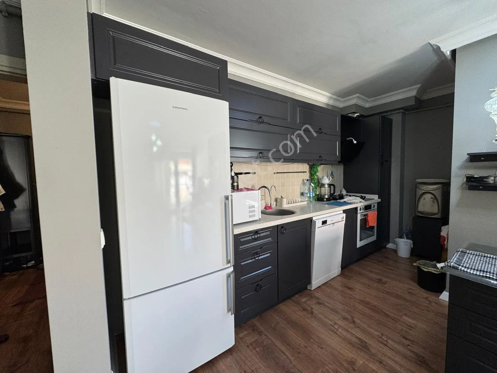 Kadınlar Denizi’nde Havuzlu Sitede 2+1 Satılık Daire — fotoğraf 2