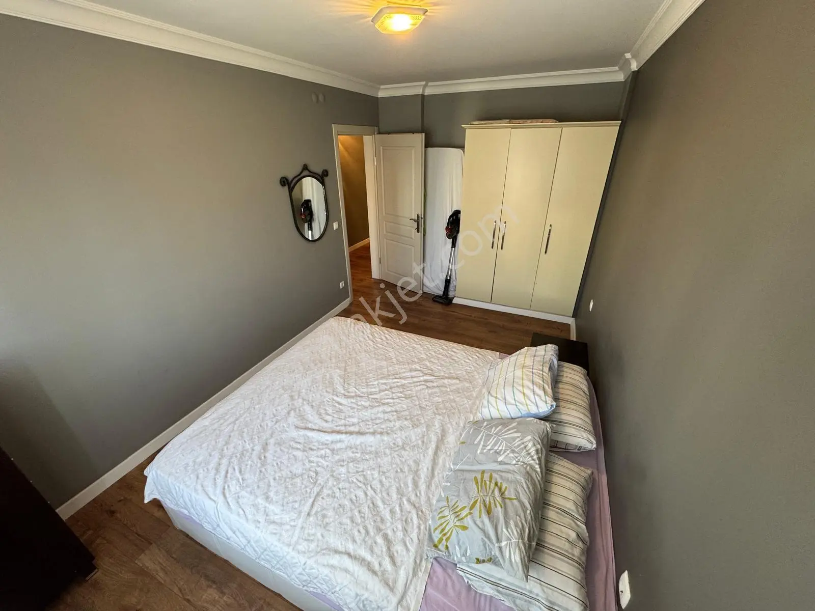 Kadınlar Denizi’nde Havuzlu Sitede 2+1 Satılık Daire — fotoğraf 7