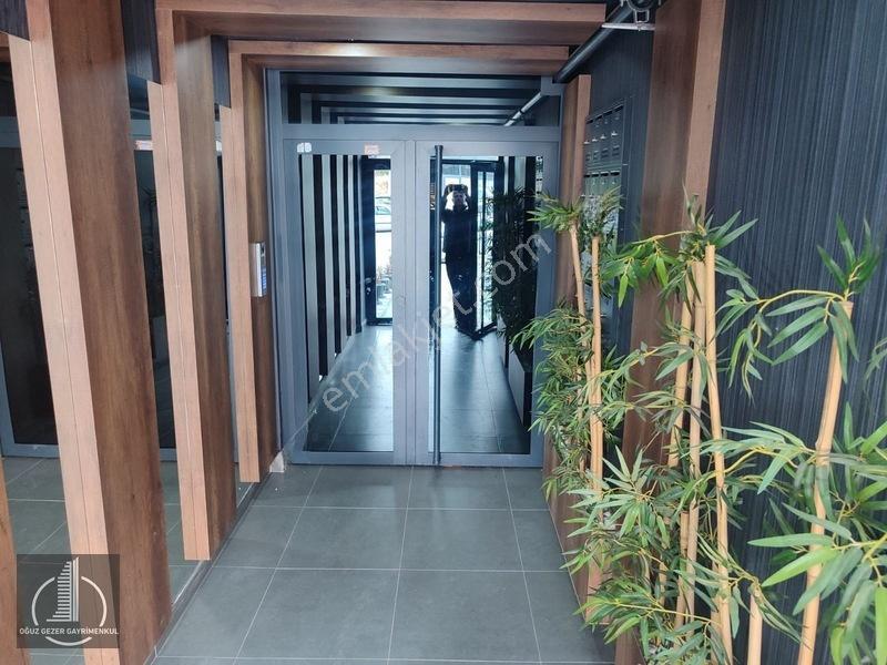 Oğuz Gezer'den Caddede Yeni Binada Satılık 3+1 Daire — fotoğraf 26