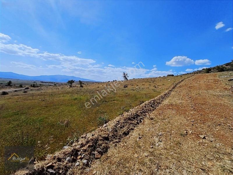 Kapanmaz Cepheli Yayla Manzaralı Arazi. — fotoğraf 2