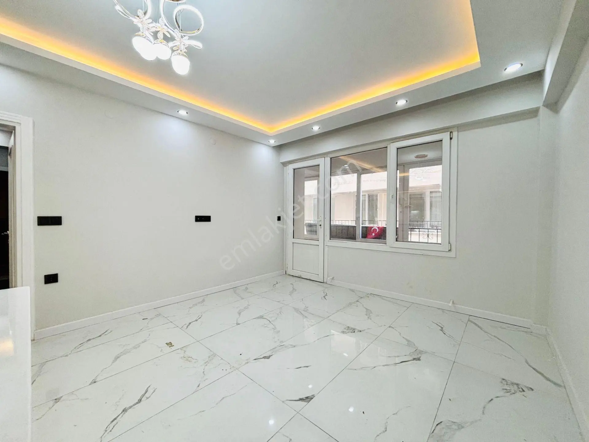 Yükselden Altınkumda 50 M² Şık Ada Mutfaklı 1+1 Satılık Daire — fotoğraf 30