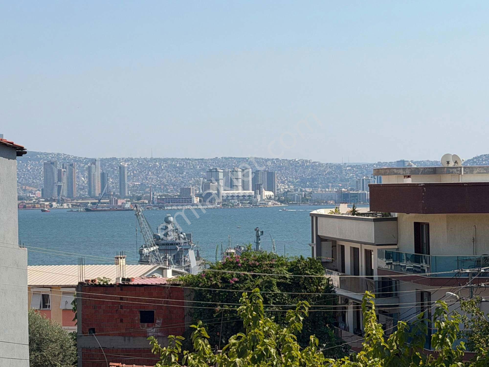 Bayraklı Gümüşpala’da Sıfır 2+1 | Güney-batı Cephe | Balkonlu | Krediye Uygun