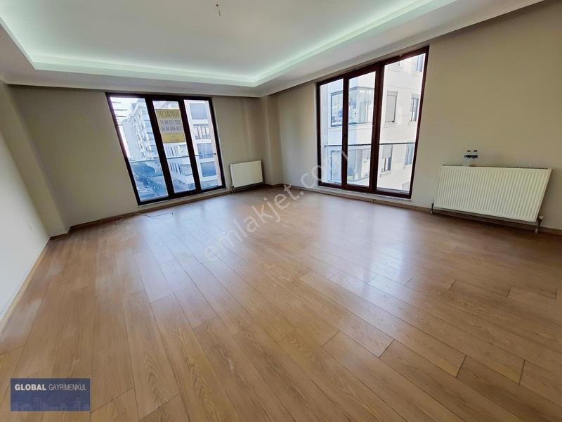 Global'den,marinaya Çok Yakın,etrafı Kapanmaz,115 M2,geniş Daire — fotoğraf 3