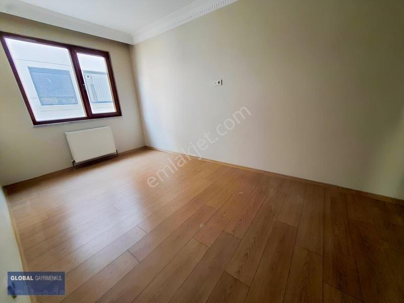 Global'den,marinaya Çok Yakın,etrafı Kapanmaz,115 M2,geniş Daire — fotoğraf 12