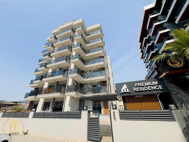 Bornova Ege Üni Yakını Büyük Balkonlu Köşe 1+1 Satılık Daire