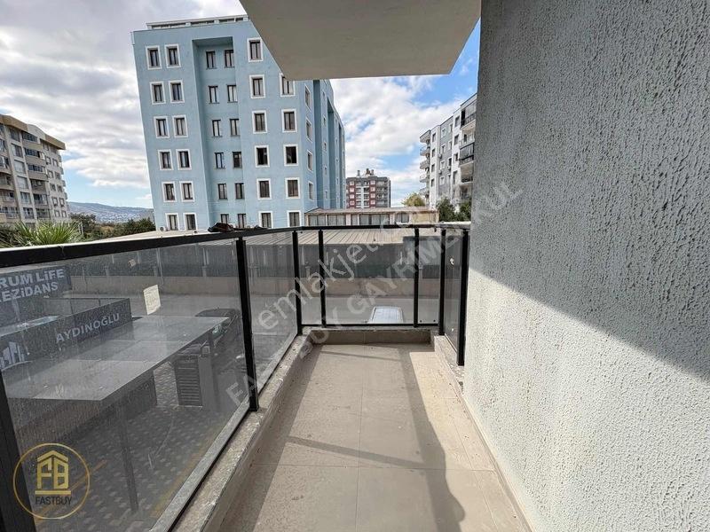 Bornova Ege Üni Yakını Büyük Balkonlu Köşe 1+1 Satılık Daire — fotoğraf 19