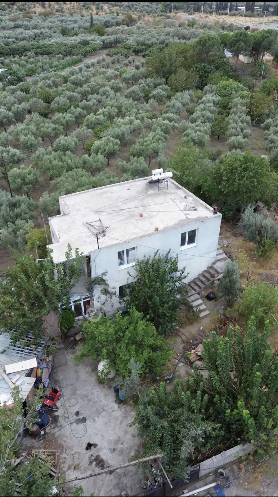 Menemen Göktepede Manisa Asfaltına Cepheli 555 M² Satılık Arsa