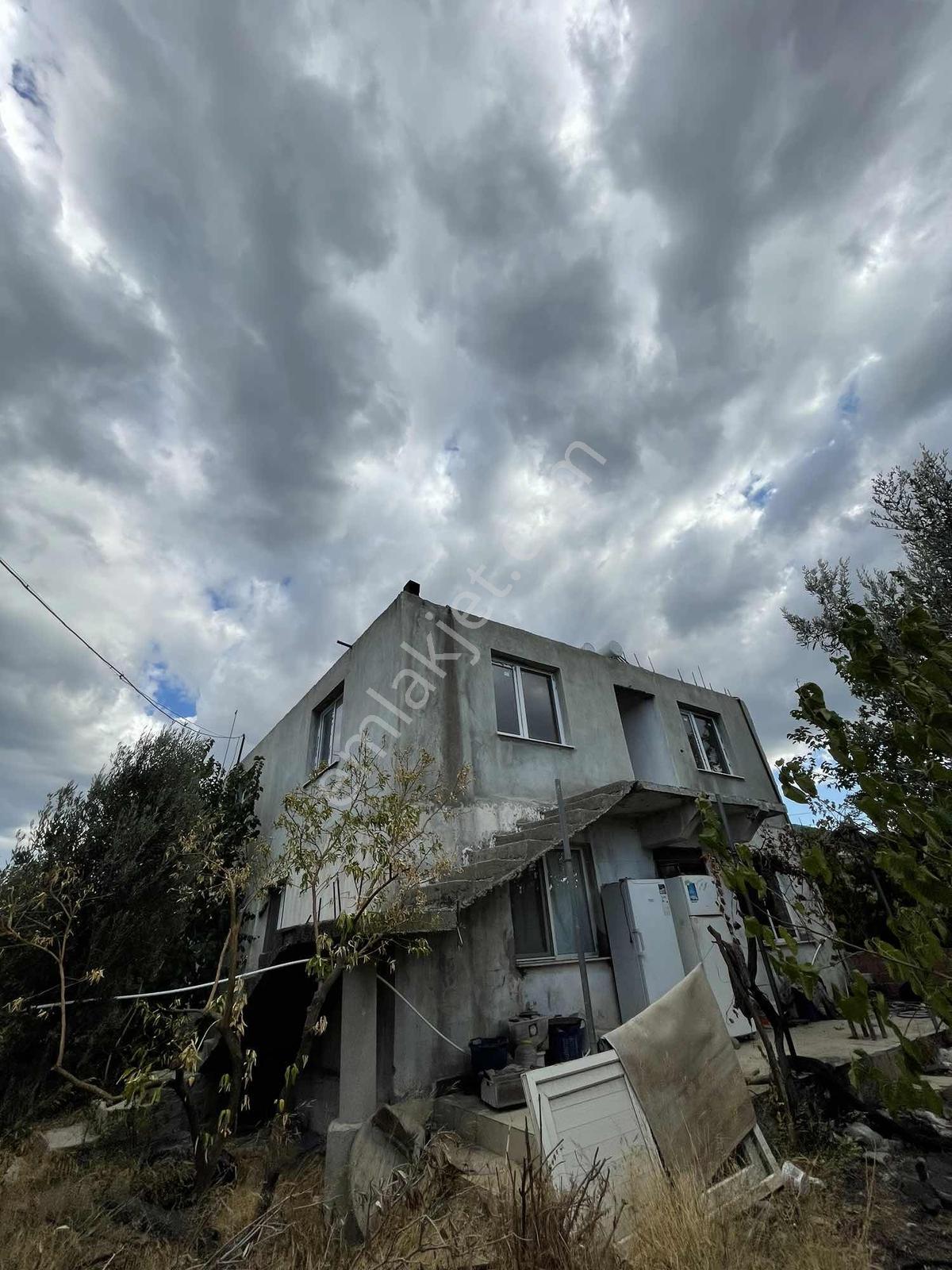 Menemen Göktepede Manisa Asfaltına Cepheli 555 M² Satılık Arsa — fotoğraf 2