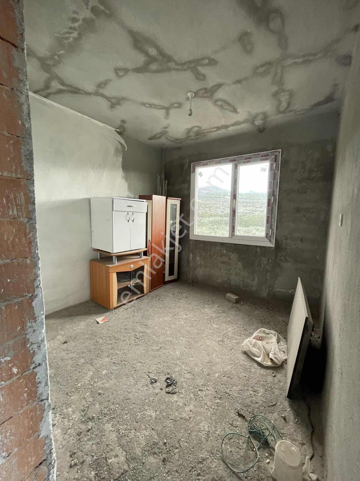 Menemen Göktepede Manisa Asfaltına Cepheli 555 M² Satılık Arsa — fotoğraf 9