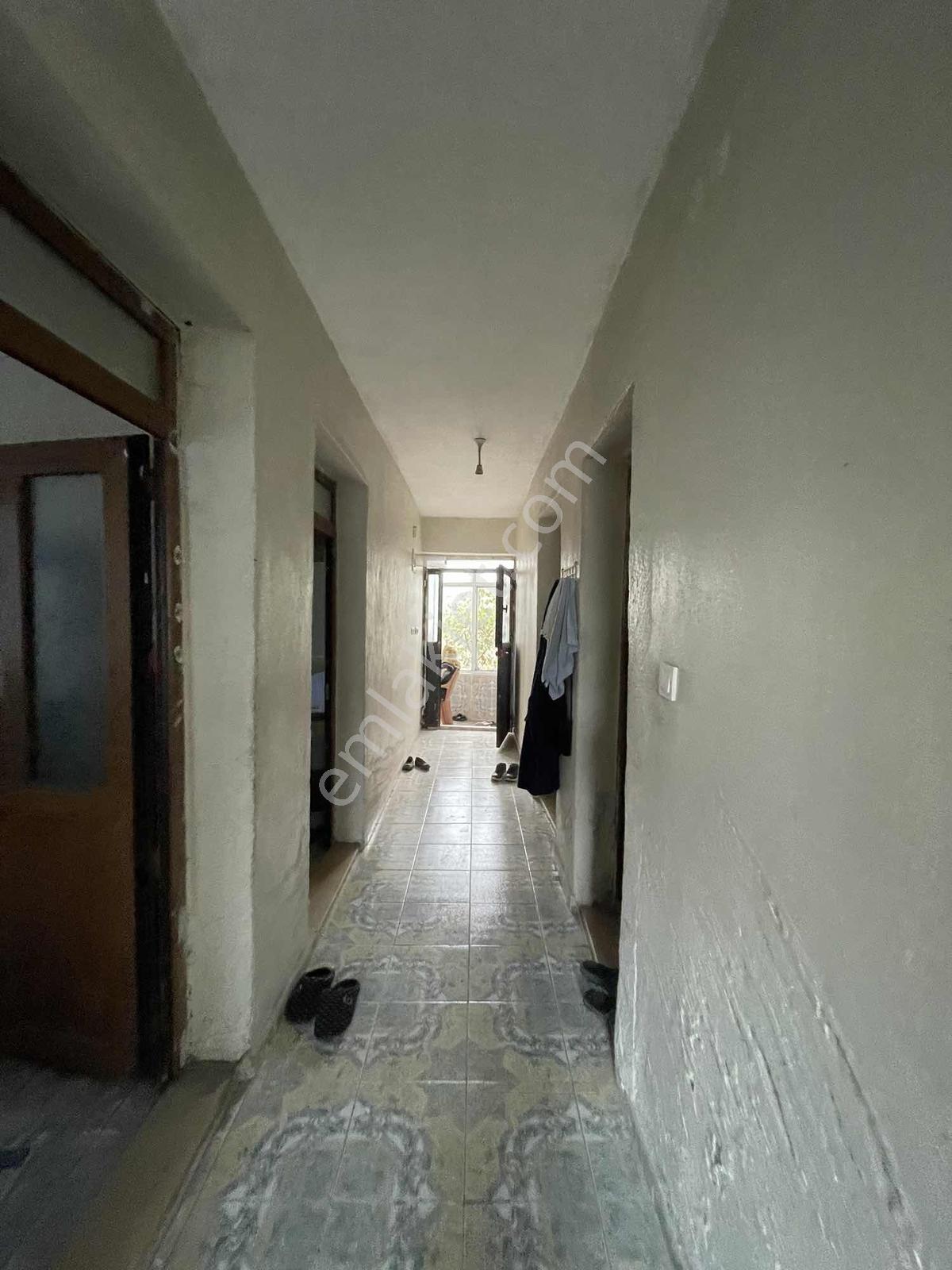 Menemen Göktepede Manisa Asfaltına Cepheli 555 M² Satılık Arsa — fotoğraf 14