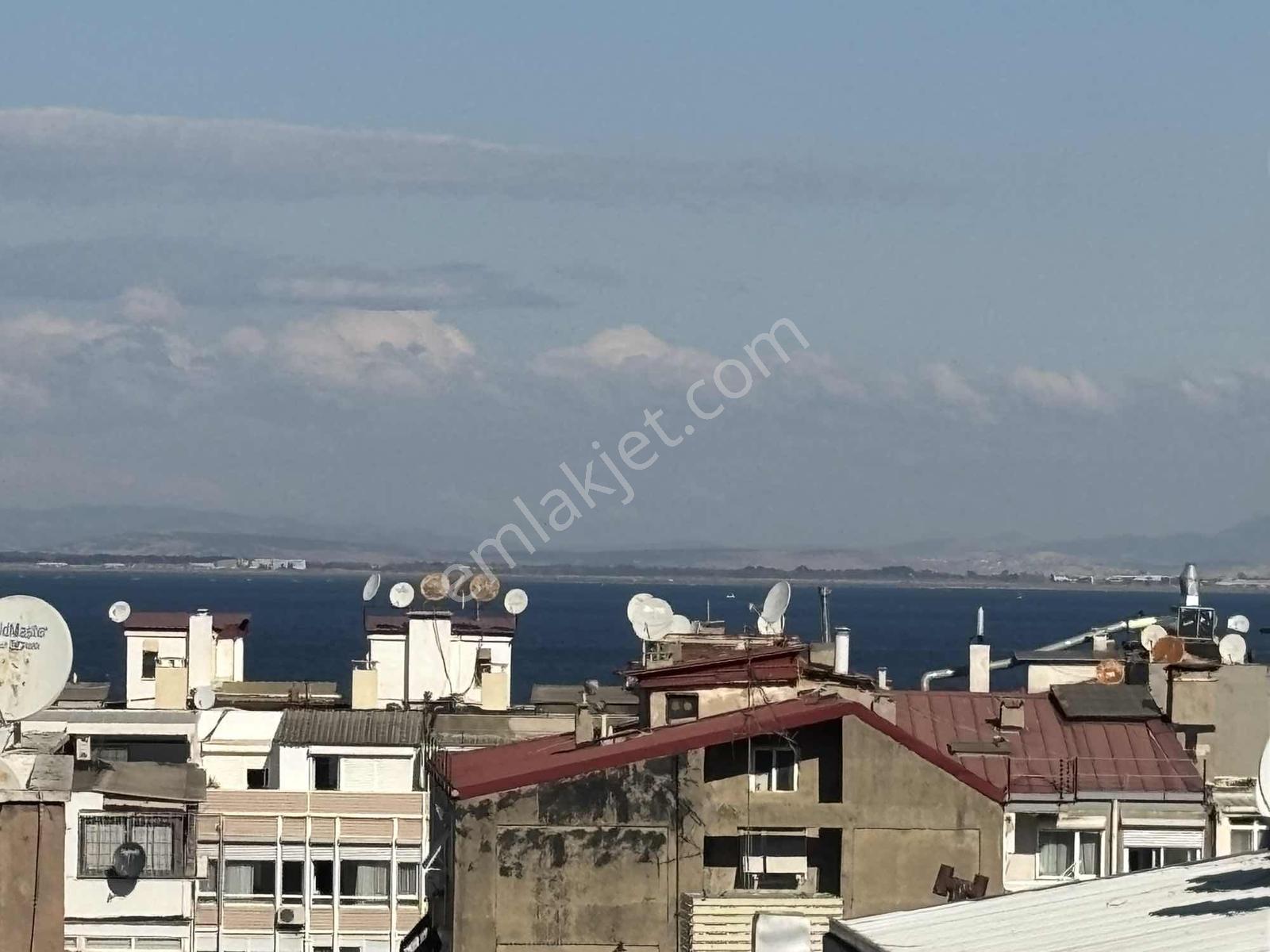 Göztepede Deniz Manzaralı Çift Otoparklı 130 M² Net Ferah 3+1 — fotoğraf 3