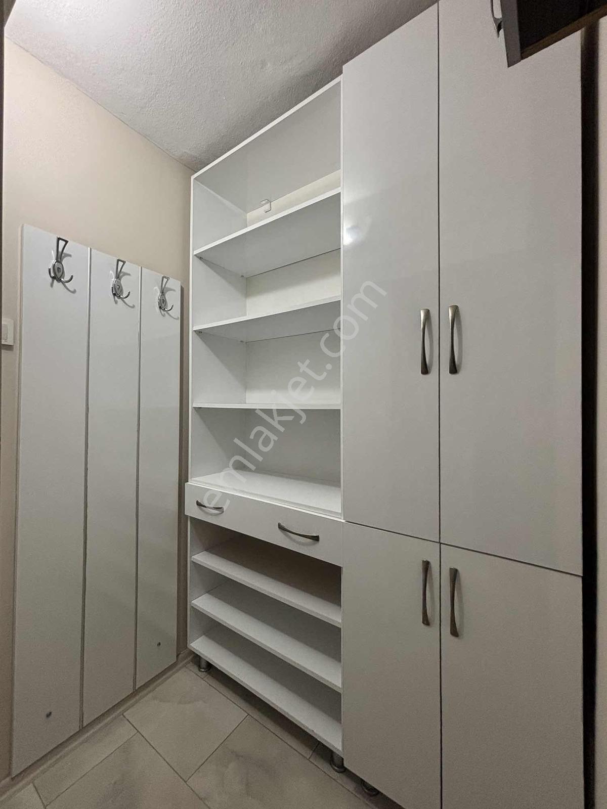 Göztepede Deniz Manzaralı Çift Otoparklı 130 M² Net Ferah 3+1 — fotoğraf 7