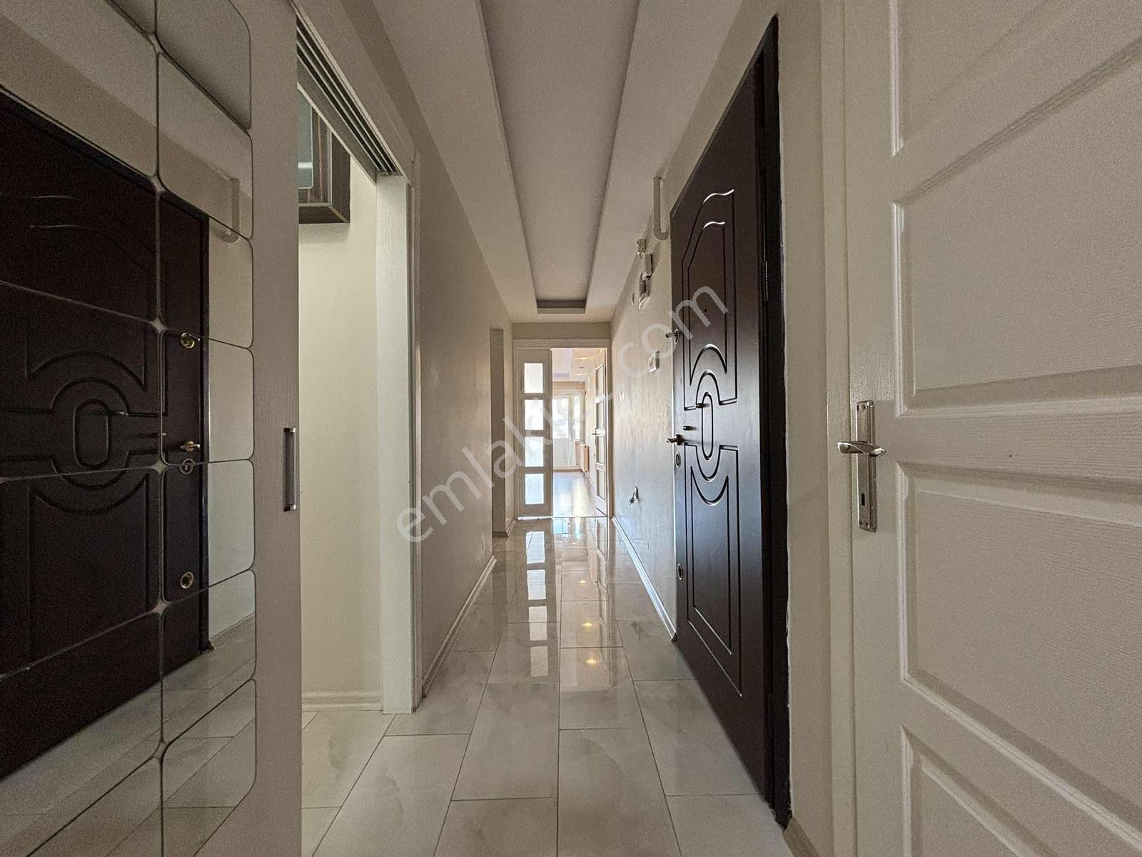 Göztepede Deniz Manzaralı Çift Otoparklı 130 M² Net Ferah 3+1 — fotoğraf 14