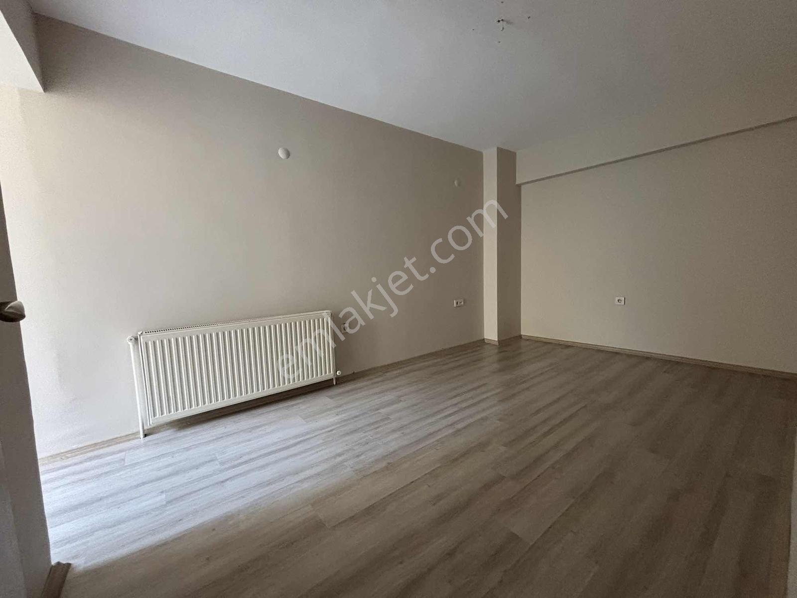 Göztepede Deniz Manzaralı Çift Otoparklı 130 M² Net Ferah 3+1 — fotoğraf 18