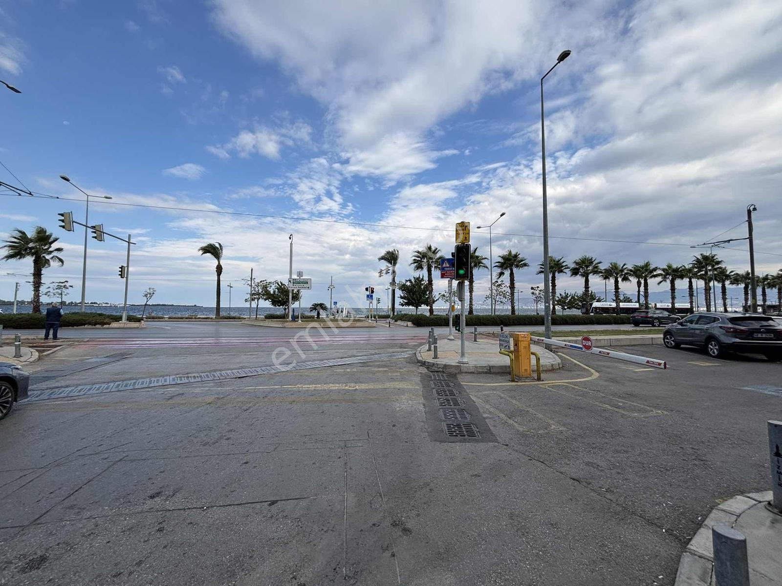 Göztepede Deniz Manzaralı Çift Otoparklı 130 M² Net Ferah 3+1 — fotoğraf 26