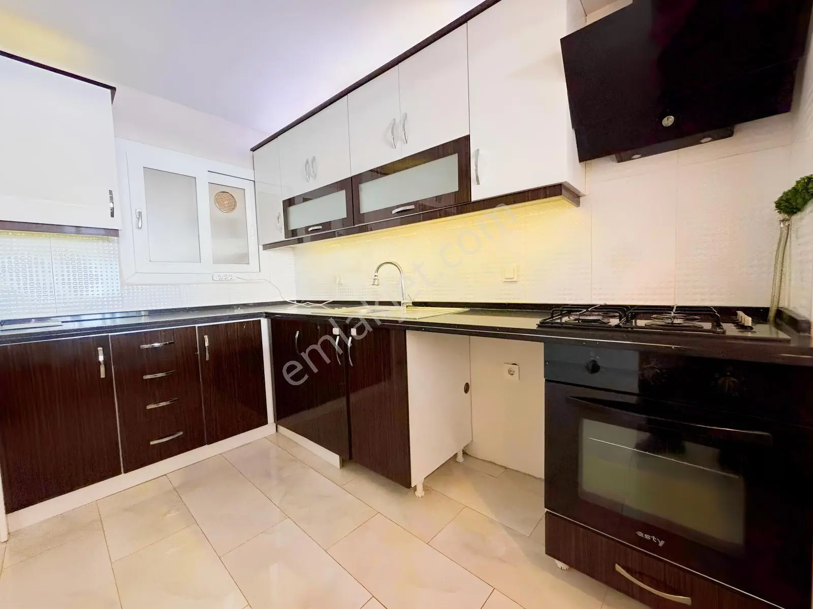 Göztepede Deniz Manzaralı Çift Otoparklı 130 M² Net Ferah 3+1 — fotoğraf 39