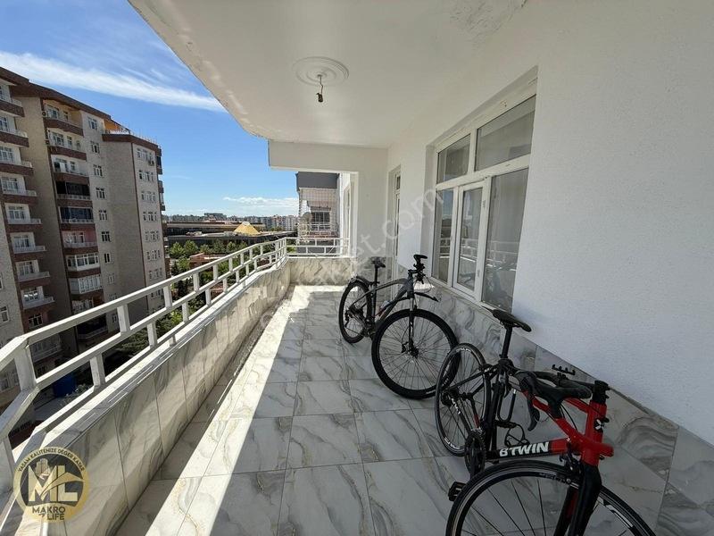 Makrolıfe Gayrımenkulden Satılık 3+1 Daire — fotoğraf 8