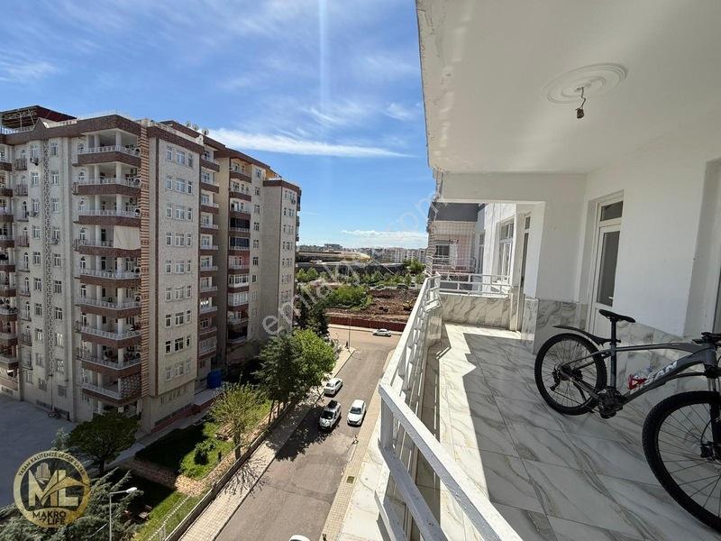 Makrolıfe Gayrımenkulden Satılık 3+1 Daire — fotoğraf 17