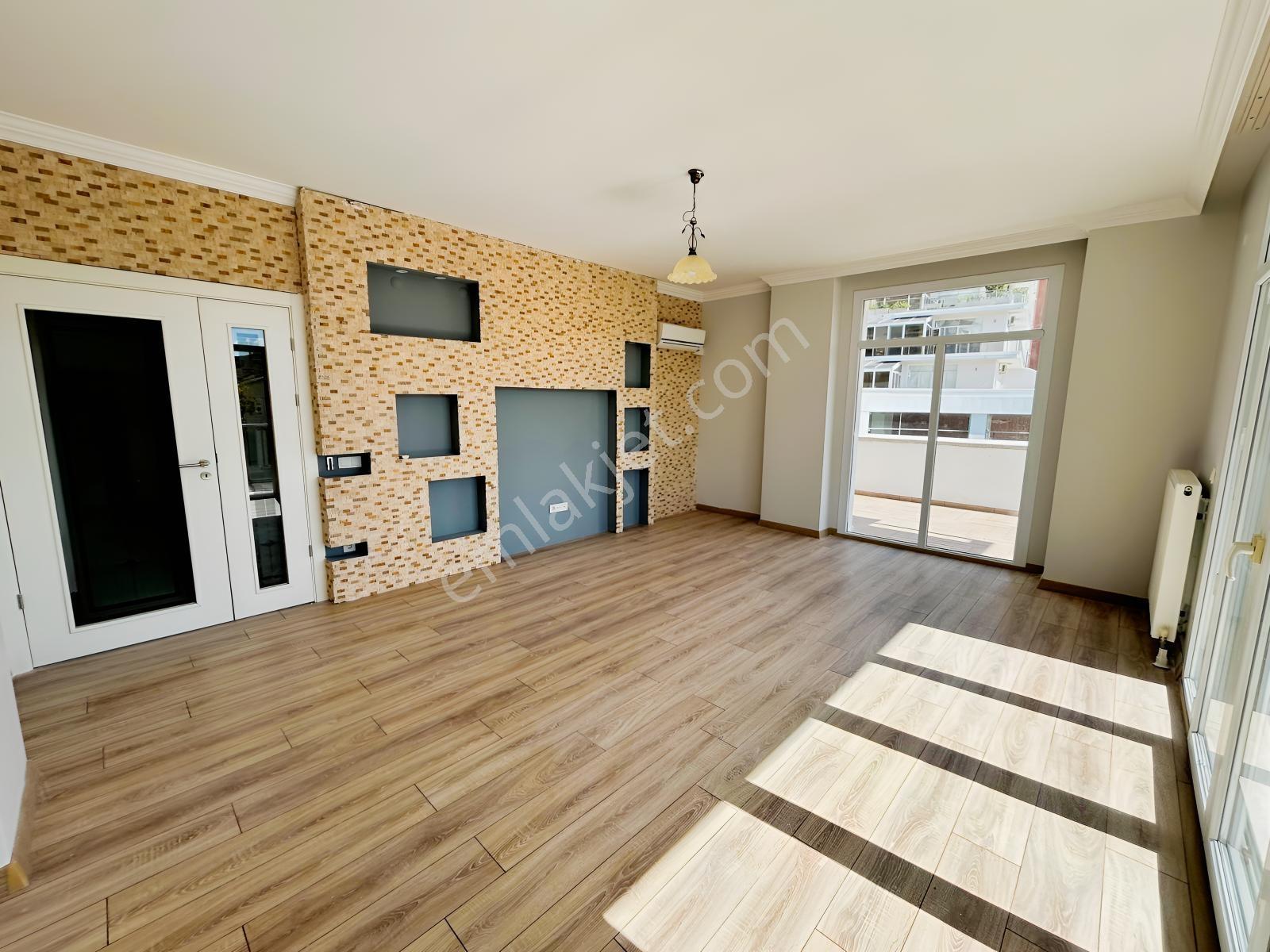 İki Blok'lu Lüx Havuzlu Site İçerisinde Satılık 2+1 Daire — fotoğraf 8