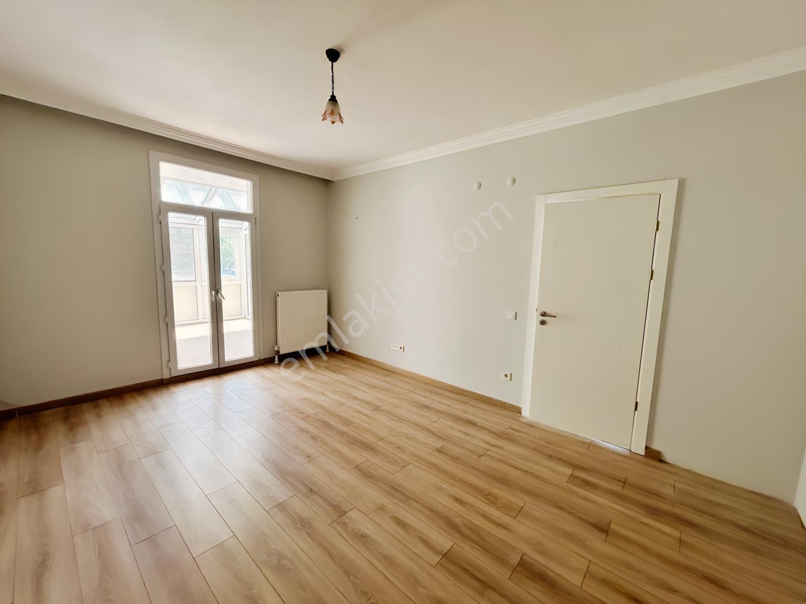 İki Blok'lu Lüx Havuzlu Site İçerisinde Satılık 2+1 Daire — fotoğraf 12