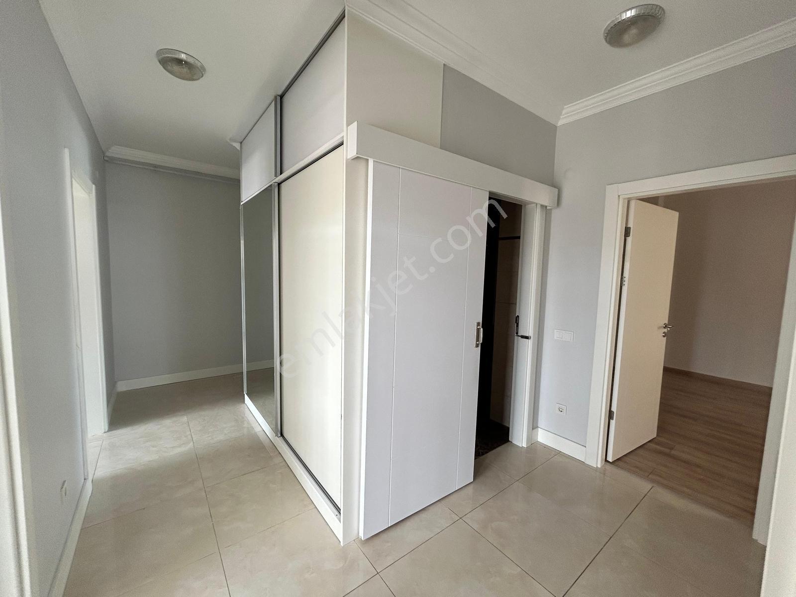 İki Blok'lu Lüx Havuzlu Site İçerisinde Satılık 2+1 Daire — fotoğraf 21