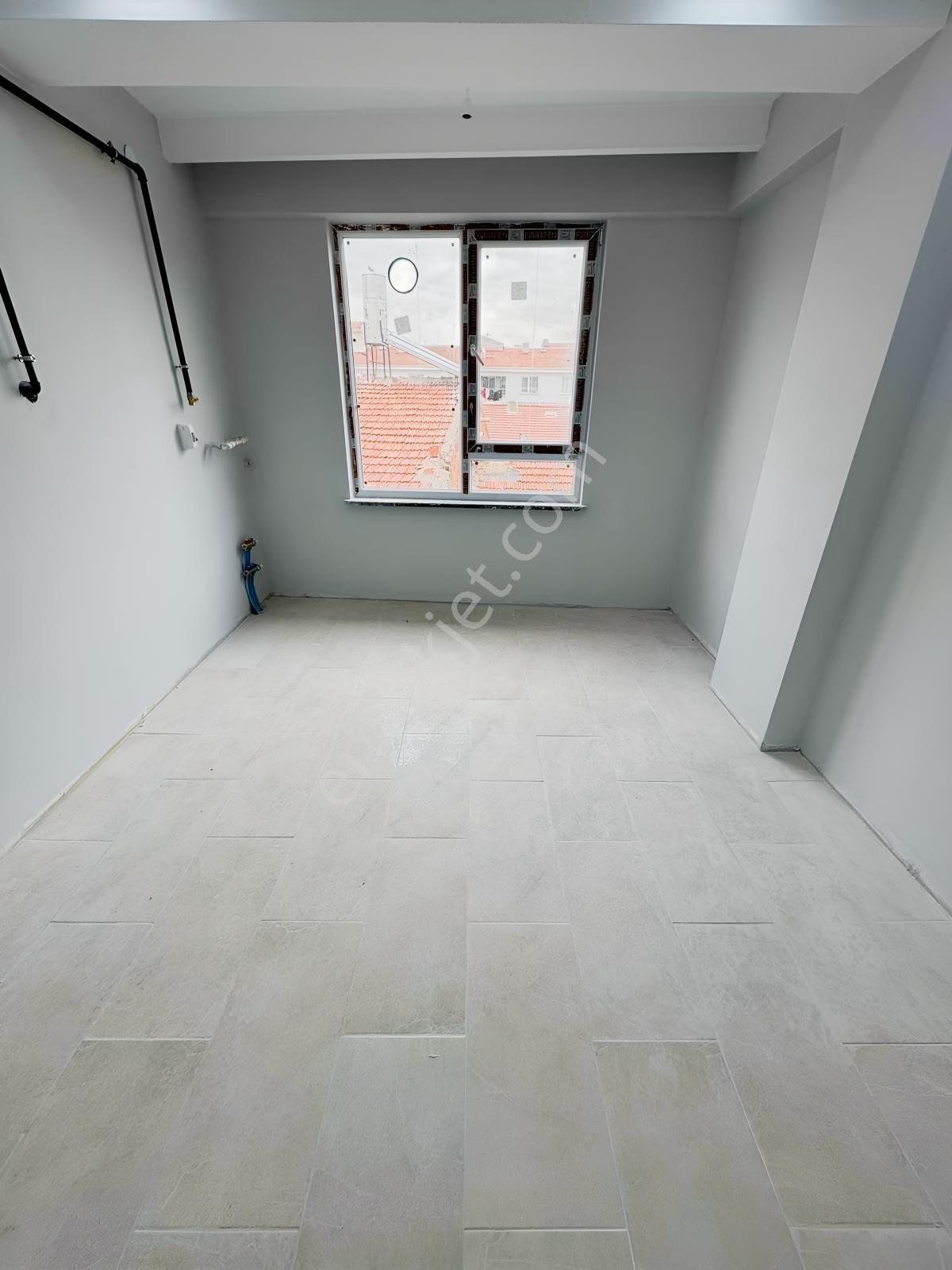 Kaymen Emlaktan 71 Evler Mh Satılık 2+0 Daire — fotoğraf 17