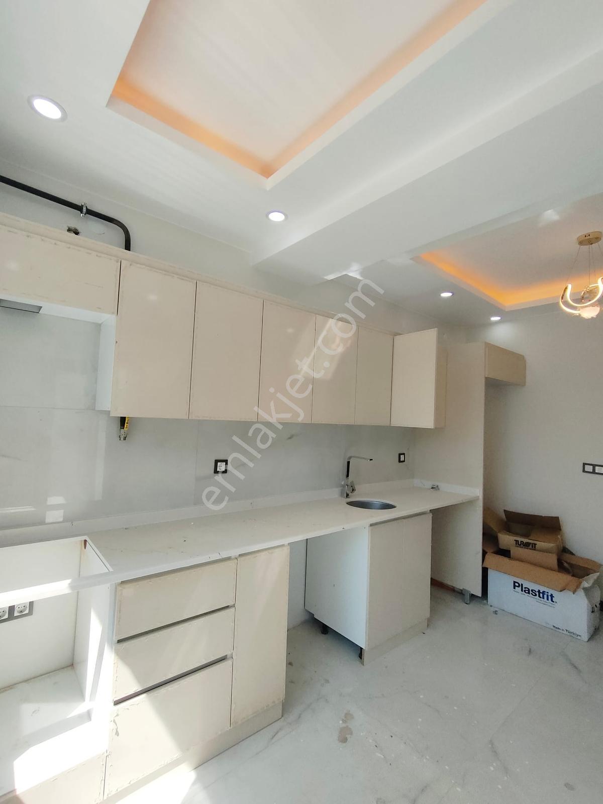 Famili'den Acil Satılık! Yunus Emre'de Net 92m2 Ara Kat Daire — fotoğraf 10