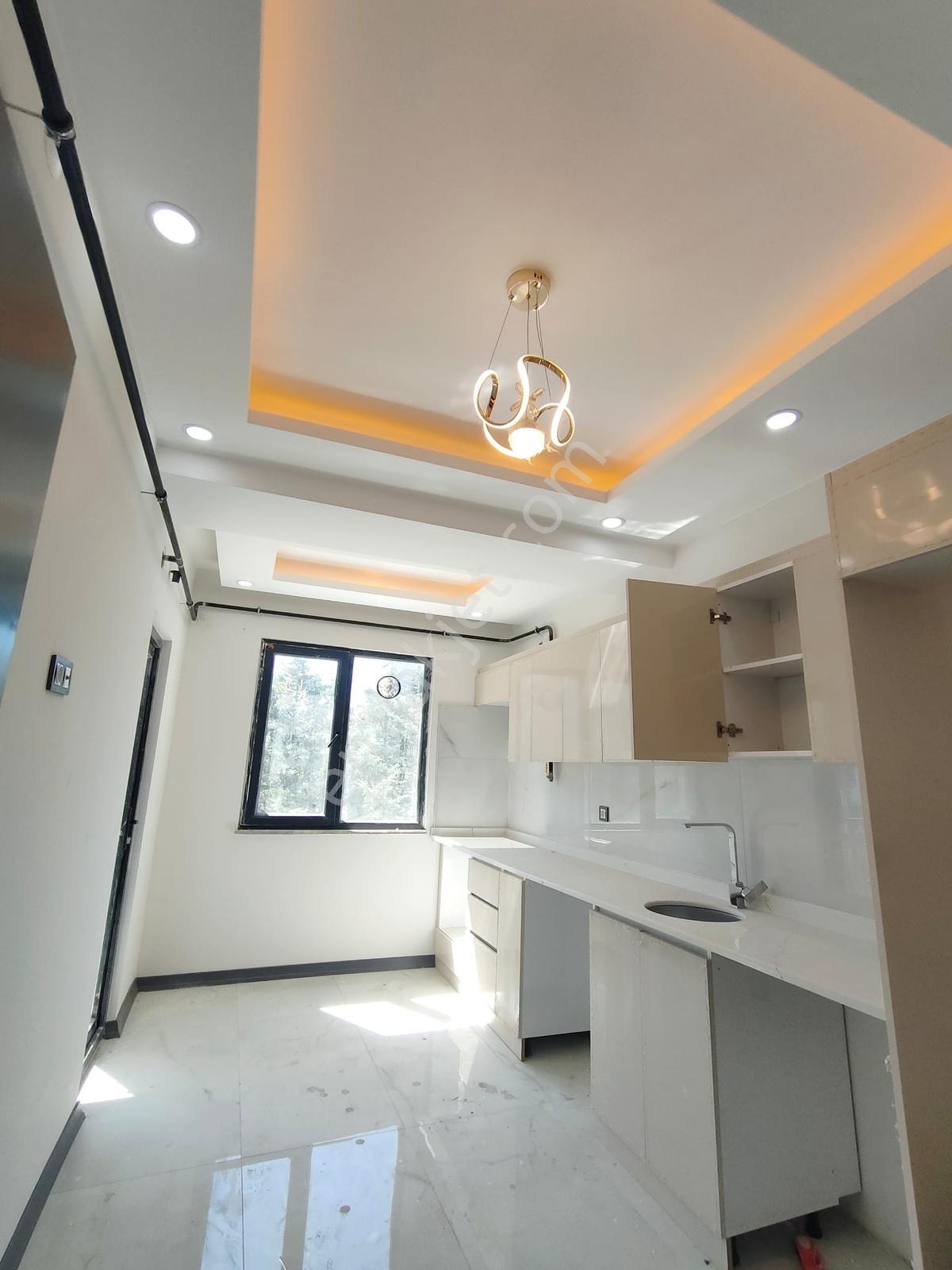 Famili'den Acil Satılık! Yunus Emre'de Net 92m2 Ara Kat Daire — fotoğraf 12