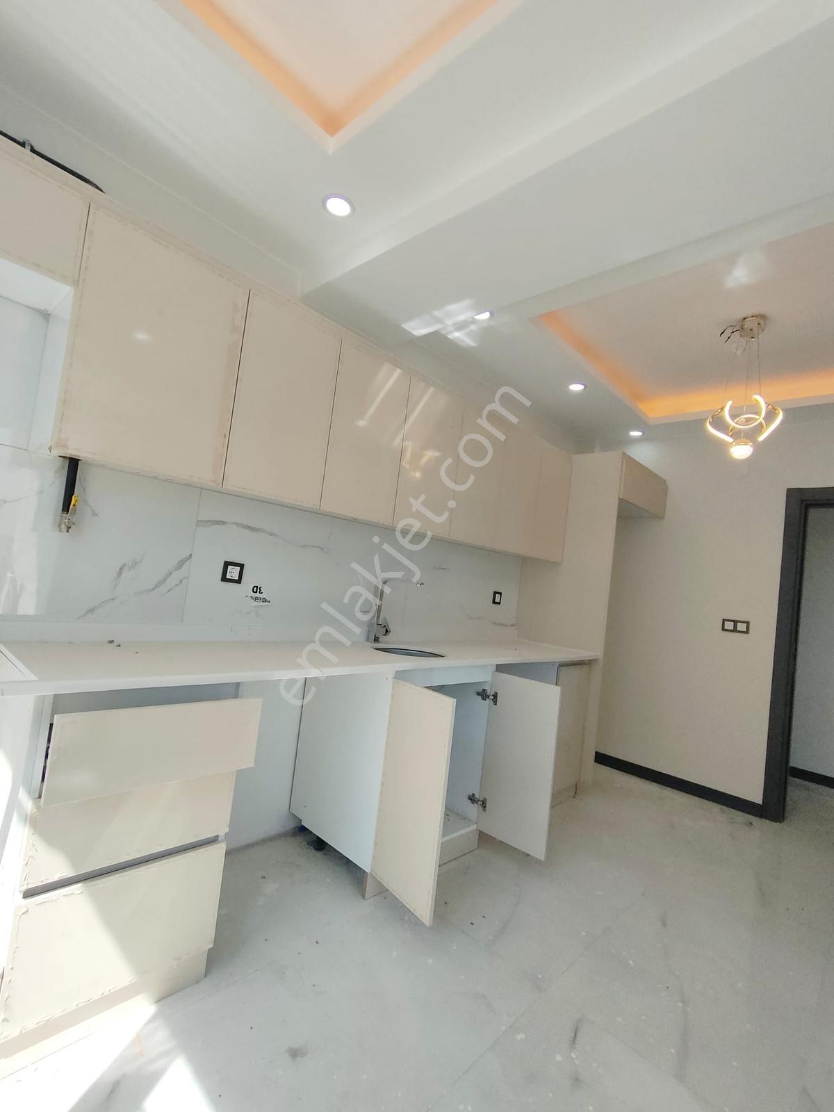 Famili'den Acil Satılık! Yunus Emre'de Net 92m2 Ara Kat Daire — fotoğraf 17