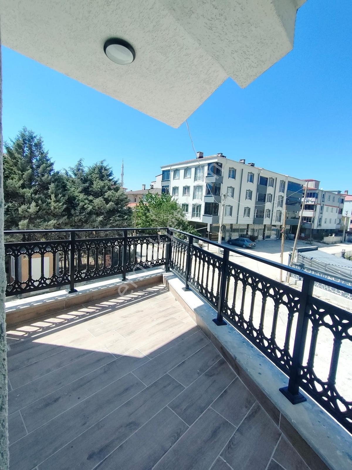 Famili'den Acil Satılık! Yunus Emre'de Net 92m2 Ara Kat Daire — fotoğraf 18
