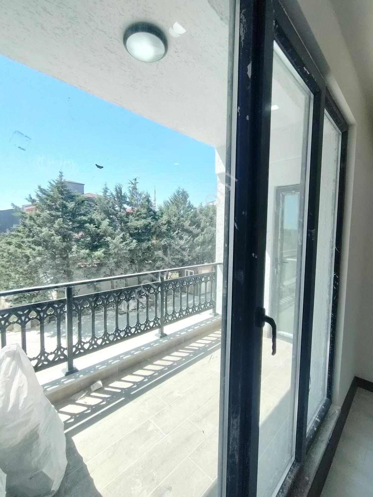 Famili'den Acil Satılık! Yunus Emre'de Net 92m2 Ara Kat Daire — fotoğraf 22